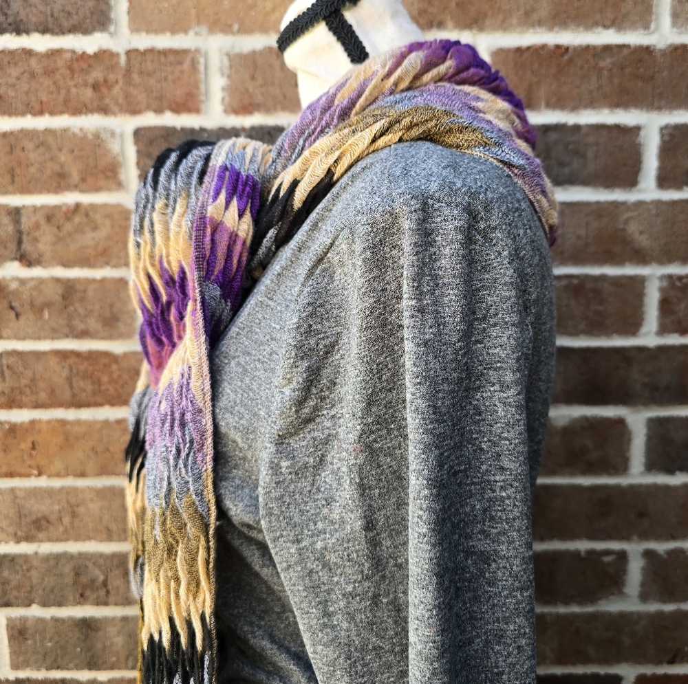 Again Chic Multicolor Chevron Scarf - Picture 4 of 9